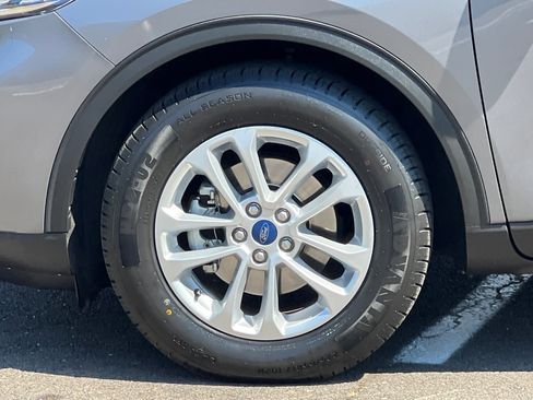 Used 2022 Ford Escape S image 24