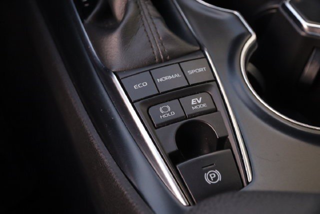 Used 2019 Toyota Camry XLE w/ Driver Assist Package FWD image 19