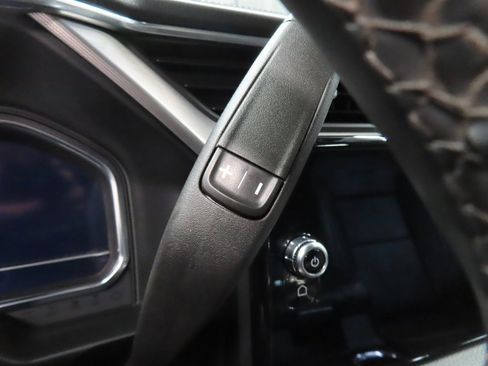 Used 2024 GMC Sierra 3500 Denali w/ Denali Reserve Package image 68