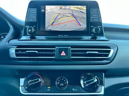 Used 2022 Kia Seltos LX image 19