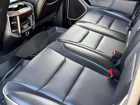 Used 2020 RAM 1500 Laramie AWD/4WD image 13