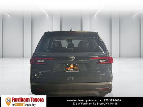 Used 2026 Toyota Grand Highlander AWD image 6
