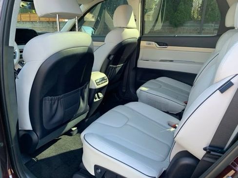 Certified 2024 Hyundai Palisade Limited AWD/4WD image 21