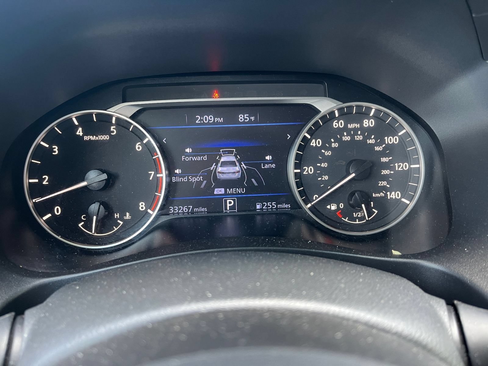 Used 2025 Nissan Altima 2.5 SV FWD image 43