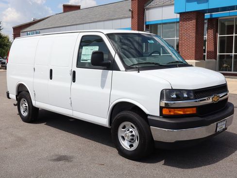 New 2025 Chevrolet Express 2500 w/ Driver Convenience Package image 2