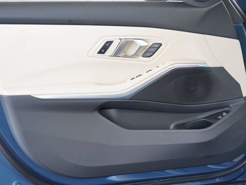 New 2026 BMW 330i Sedan w/ Convenience Package RWD image 9