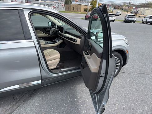 Certified 2023 Lincoln Aviator Reserve w/ Elements Package Plus image 24