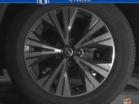 Used 2023 Nissan Rogue SV FWD image 15