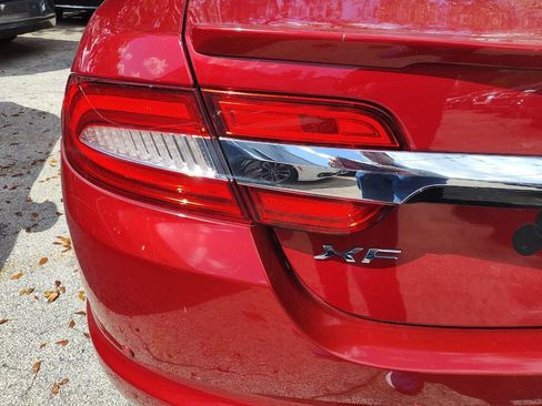 Used 2014 Jaguar XF 3.0 image 25