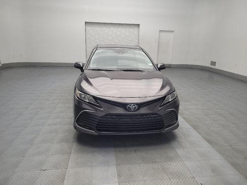 Used 2021 Toyota Camry LE image 14