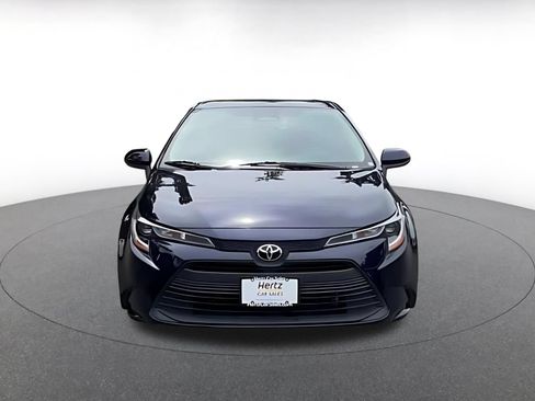 Used 2025 Toyota Corolla LE FWD image 4