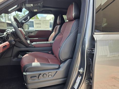 New 2026 INFINITI QX80 Autograph AWD/4WD image 12