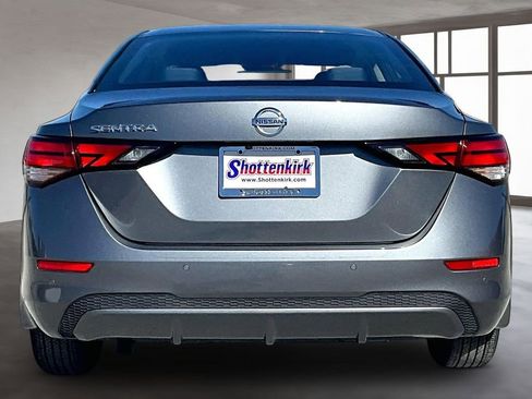 Used 2023 Nissan Sentra S image 5