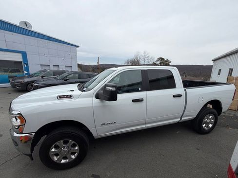 Used 2024 RAM 2500 Big Horn image 3