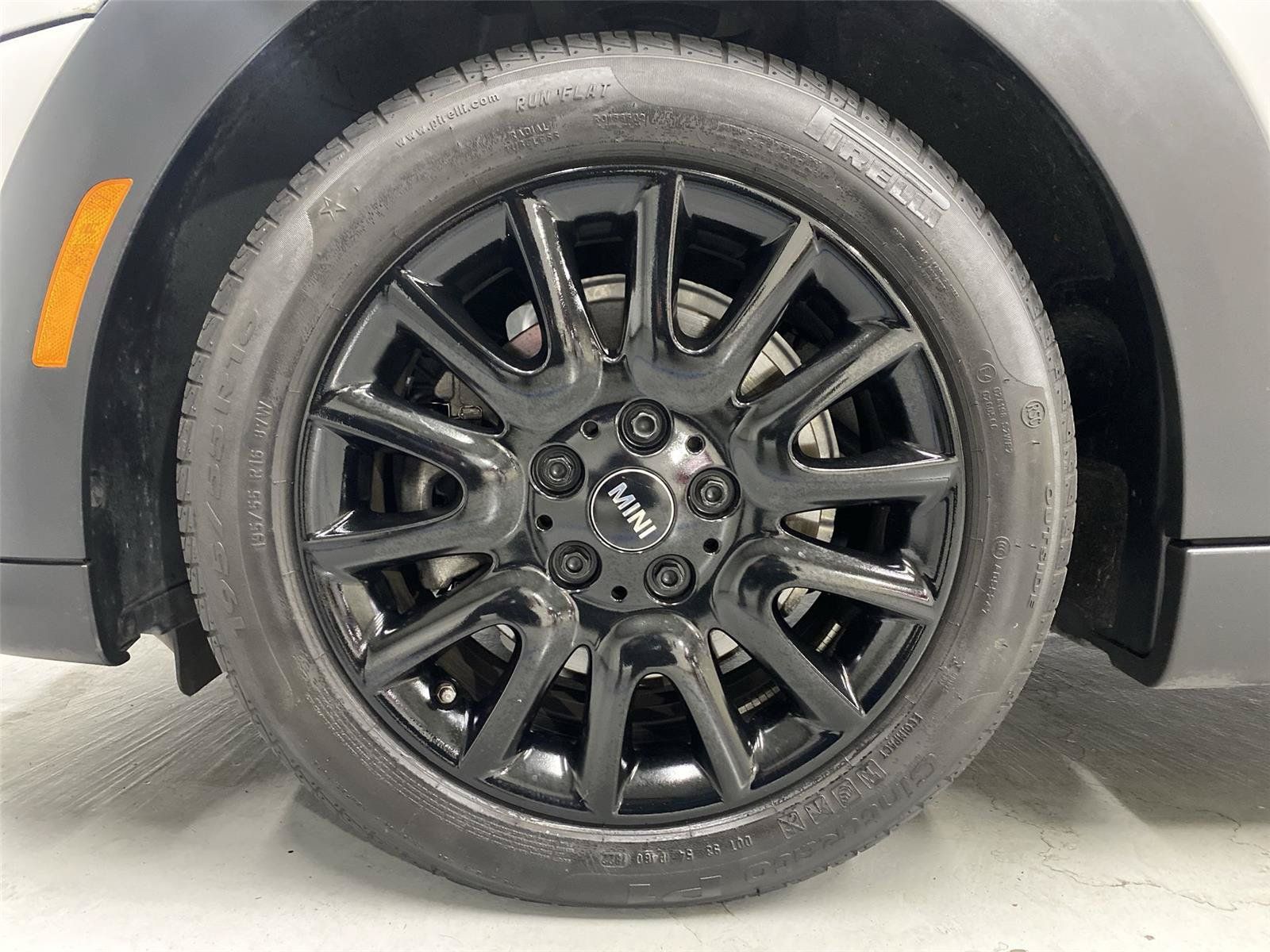 Used 2023 MINI Cooper 4-Door Hardtop FWD image 23