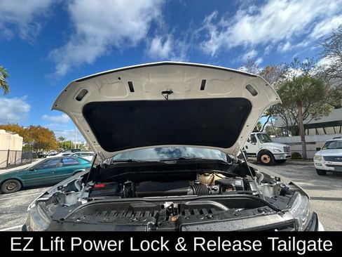 Used 2021 Chevrolet Silverado 1500 LT Trail Boss w/ Convenience Package II image 31