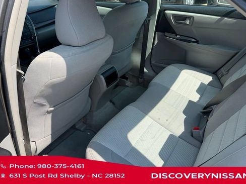 Used 2016 Toyota Camry LE FWD image 11