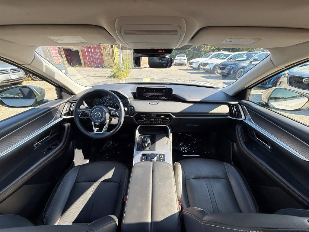 Used 2024 MAZDA CX-90 3.3 Turbo w/ Preferred Package AWD/4WD image 24