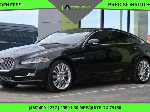 Used 2017 Jaguar XJ R-Sport image 1