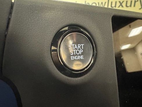 Used 2024 Lexus GX 550 w/ Accessory Package (2T) image 11