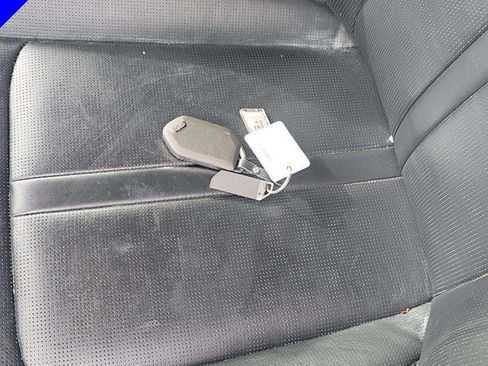 Used 2024 Kia Sorento S image 15