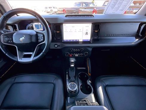 Used 2022 Ford Bronco Badlands image 15