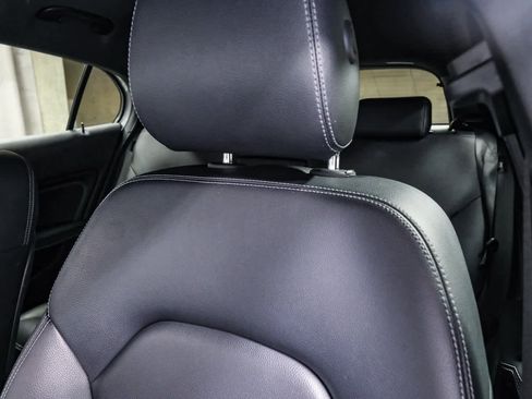 Certified 2018 Mercedes-Benz GLA 250 image 21