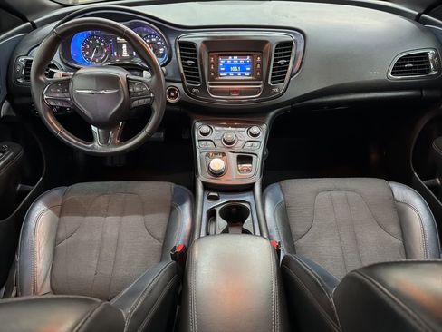 Used 2016 Chrysler 200 S FWD image 21