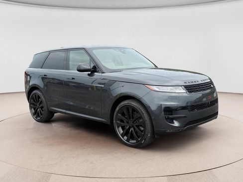 New 2026 Land Rover Range Rover Sport SE AWD/4WD image 7
