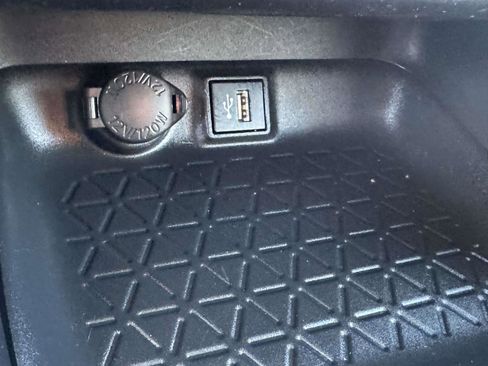 Certified 2023 Toyota RAV4 XLE image 32