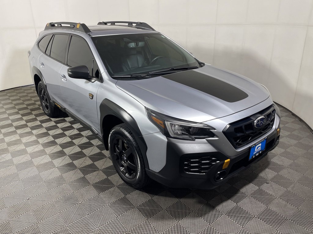 Used 2025 Subaru Outback Wilderness AWD/4WD image 1