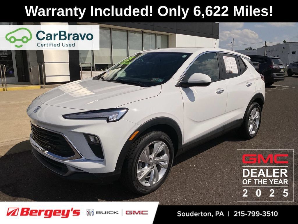 Used 2025 Buick Encore GX Preferred w/ Comfort Package AWD/4WD image 1