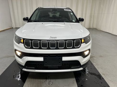 Used 2022 Jeep Compass Limited AWD/4WD image 3