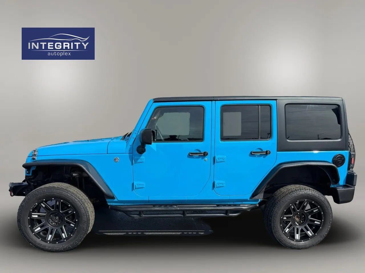 Used 2017 Jeep Wrangler Unlimited Rubicon w/ Dual Top Group AWD/4WD image 2