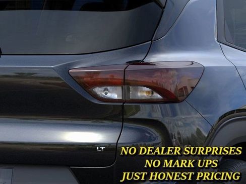 New 2026 Chevrolet TrailBlazer LT w/ Driver Confidence Package FWD image 11