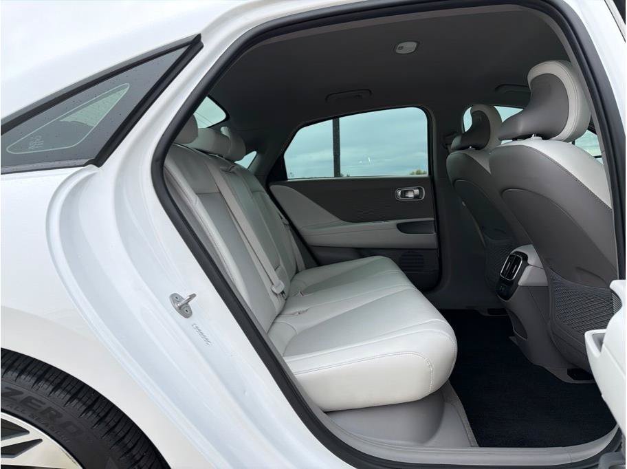 Used 2023 Hyundai Ioniq 6 SEL AWD/4WD image 13