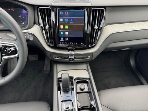 Certified 2025 Volvo XC60 B5 Plus w/ Protection Package Premier image 9