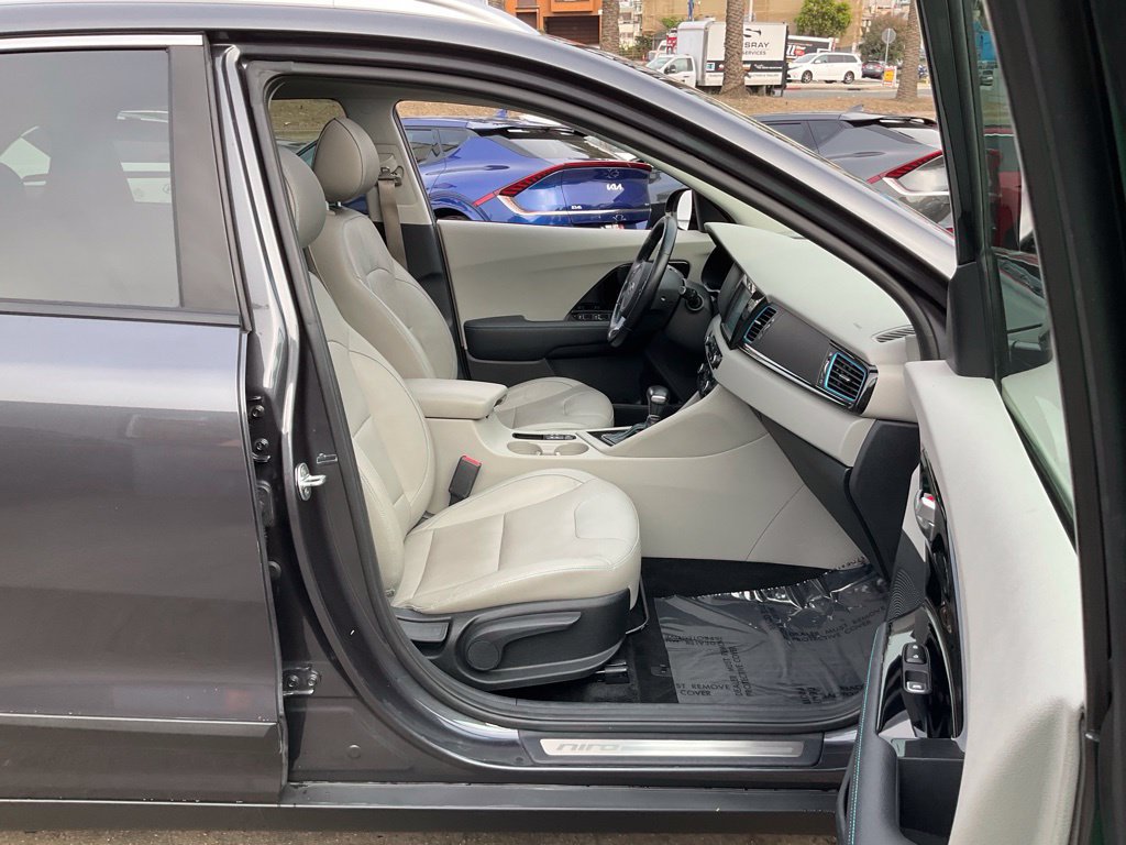 Used 2019 Kia Niro EX Premium w/ Sunroof Package FWD image 59