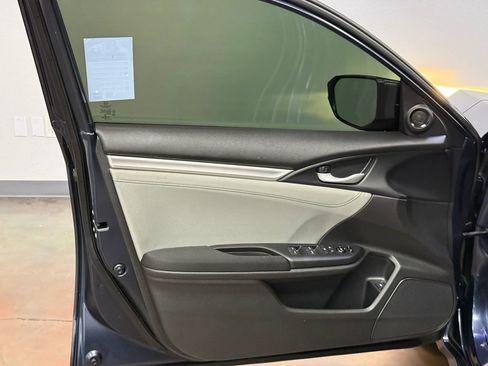 Used 2020 Honda Civic EX image 17