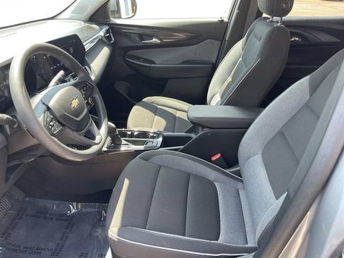 Used 2026 Chevrolet TrailBlazer LT FWD image 11