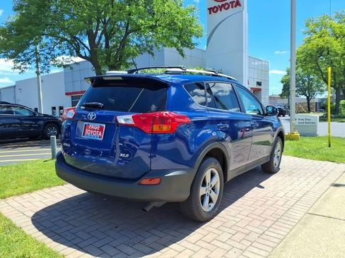 Used 2015 Toyota RAV4 XLE FWD image 7