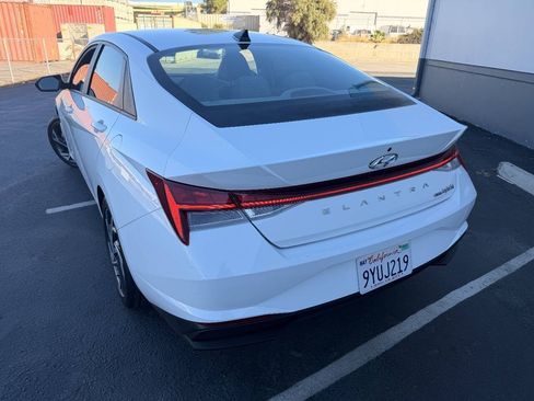 Used 2023 Hyundai Elantra Blue w/ Cargo Package FWD image 9