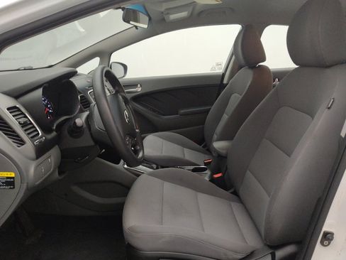 Used 2018 Kia Forte LX FWD image 17