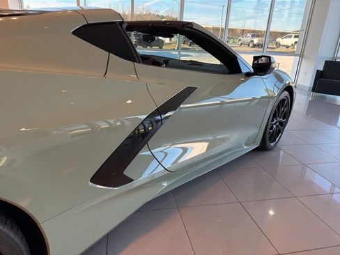 Used 2024 Chevrolet Corvette Stingray Coupe w/ Z51 Performance Package image 36