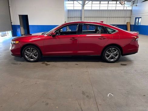 Used 2023 Honda Accord EX-L image 6