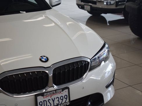 Used 2019 BMW 330i Sedan w/ Driving Assistance Package RWD image 11