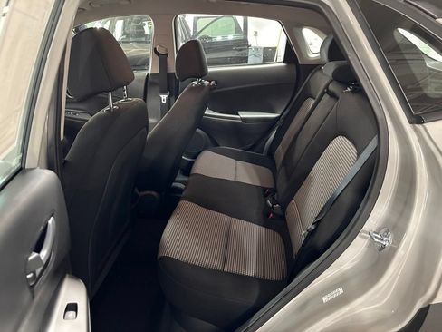 Used 2023 Hyundai Kona SE AWD/4WD image 27
