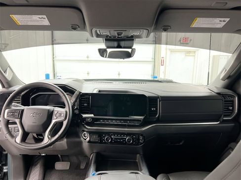 Certified 2025 Chevrolet Silverado 2500 LTZ w/ LTZ Plus Package image 10