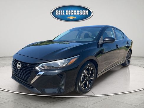 Used 2025 Nissan Sentra SV FWD image 3