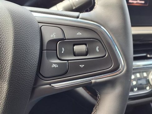 Used 2025 Buick Envista Sport Touring w/ Convenience I Package FWD image 14